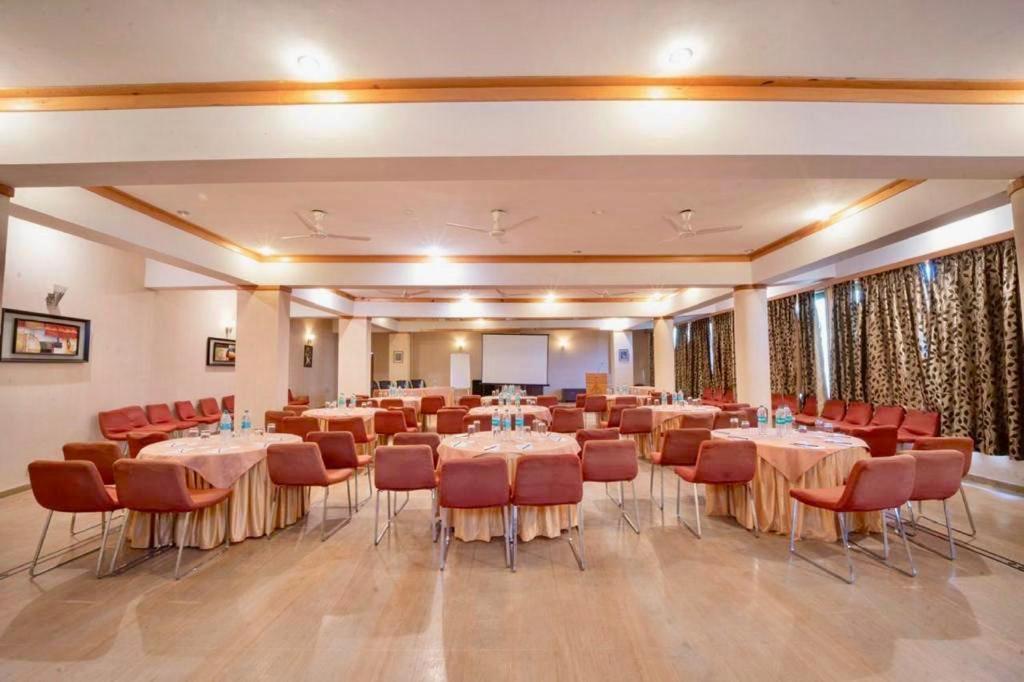 Nature View Resort !! A Four Star Lavish & Luxury Resort Chail Exterior photo